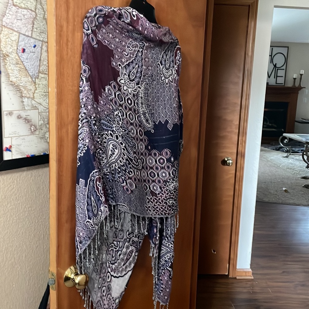 Wrap - Picture 4 of 6